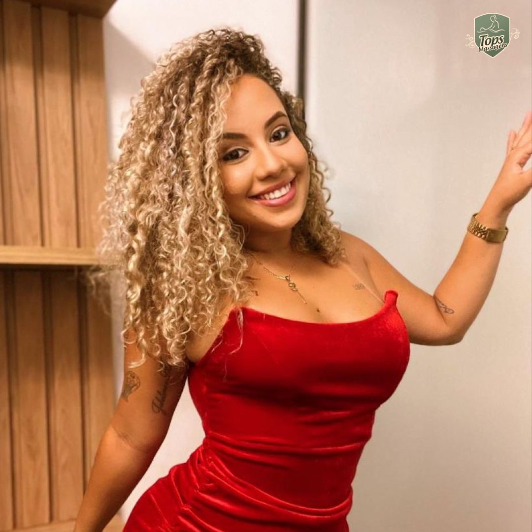 Livia Terapeuta - Massagem Sensual em Salvador - BA
