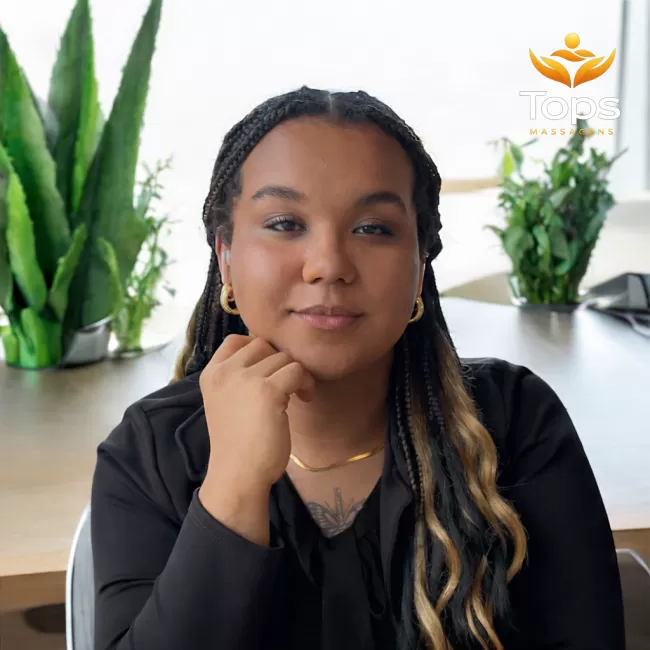 Fani - Massagista Sensual  em Salvador - BA - Tops Massagens