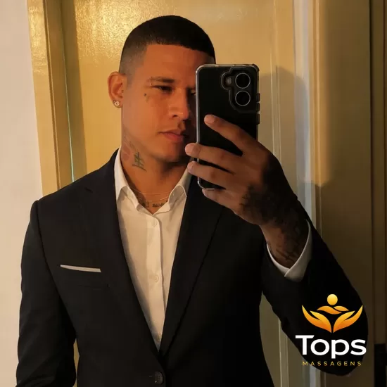 Junior - Massagista Sensual  em Recife - PE - Tops Massagens