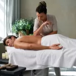 Massagem relaxante para homens casados: Discrição, prazer e bem-estar em um só encontro